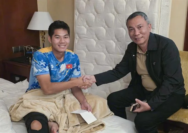 Hình ảnh minh họa người dùng kiểm soát dữ liệu cá nhân của họ trên nền tảng ga65 app